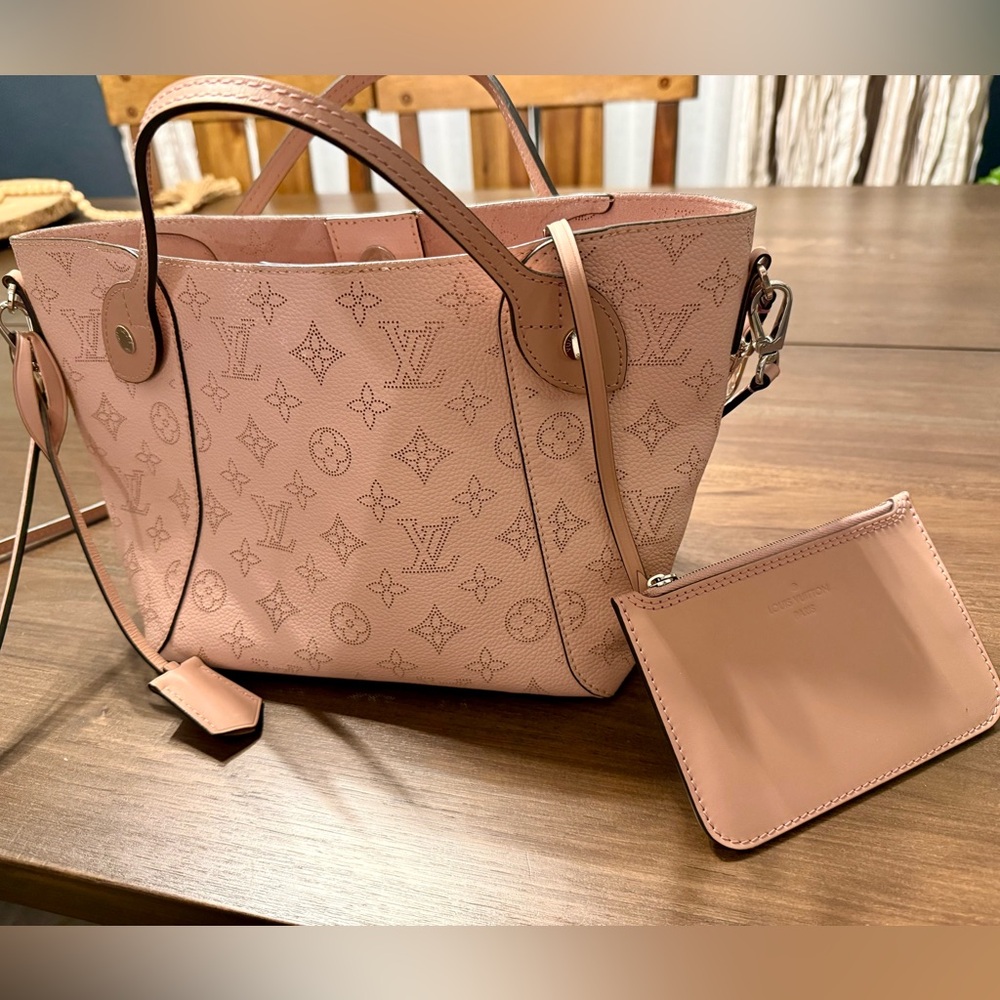 Louis Vuitton Hina PM Handbag Mahina Magnolia - Picture 2 of 5